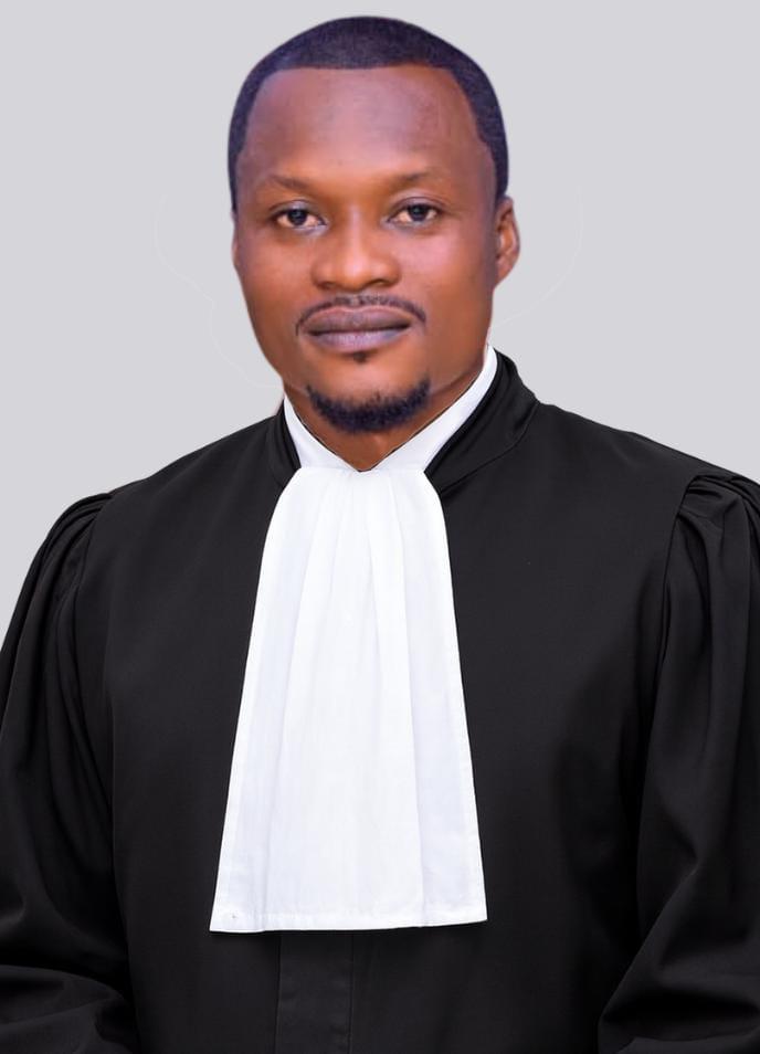 Portrait de Maître Barthélemie Ngwangu